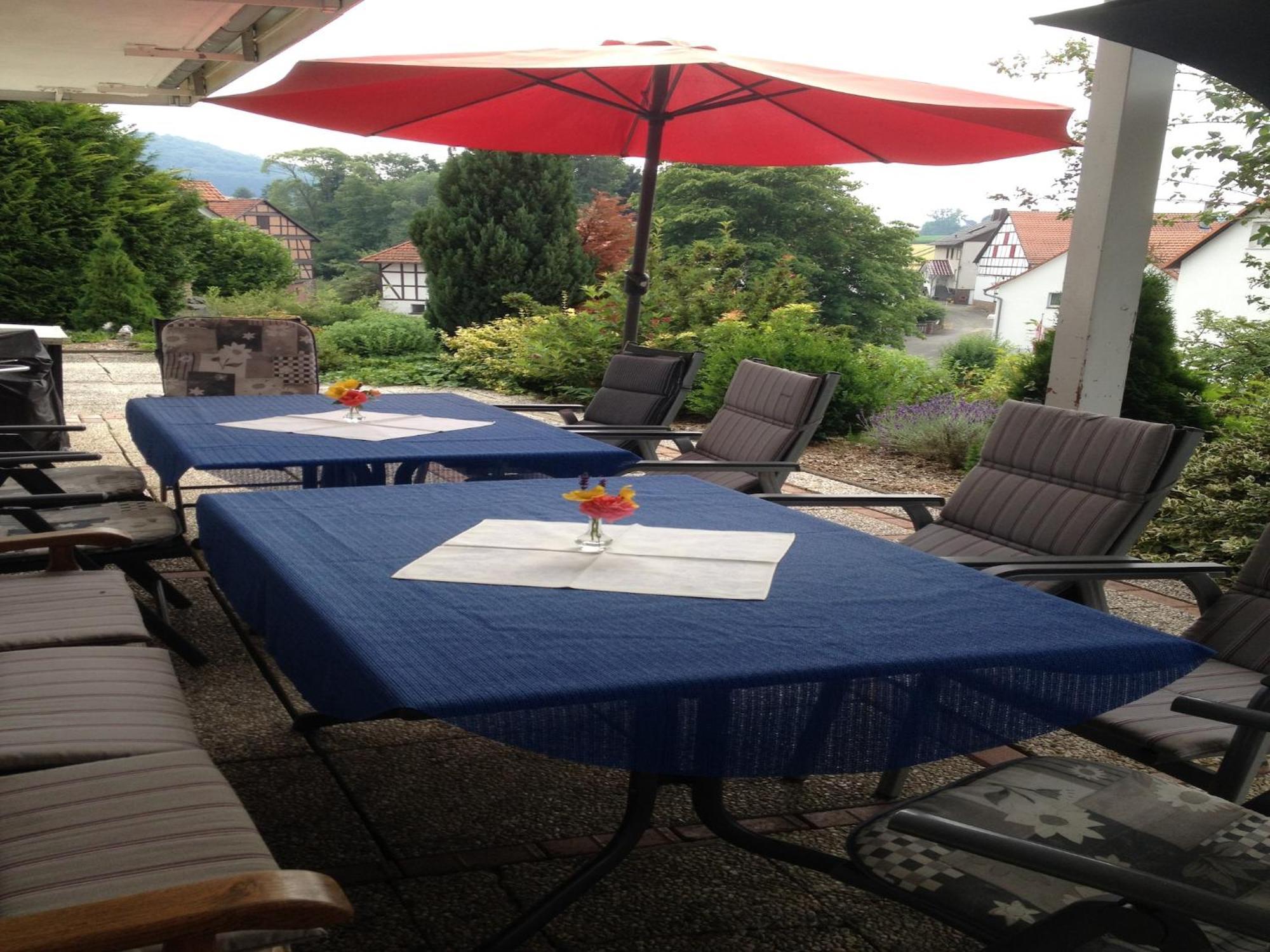 Large Detached Holiday Home In Hesse With Private Garden And Terrace Homberg  Ngoại thất bức ảnh